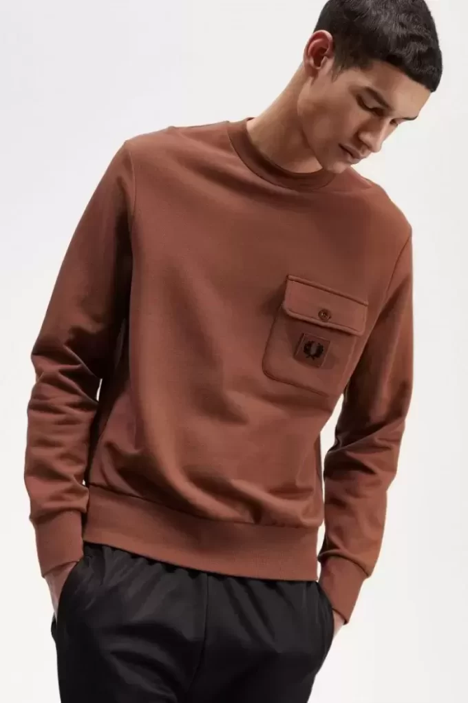 Badge Detail Crew Neck Men’s Sweatshirts
