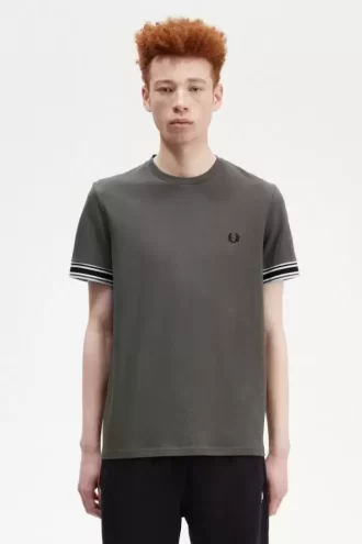 Bold Tipped Piqué Men’s T-Shirt