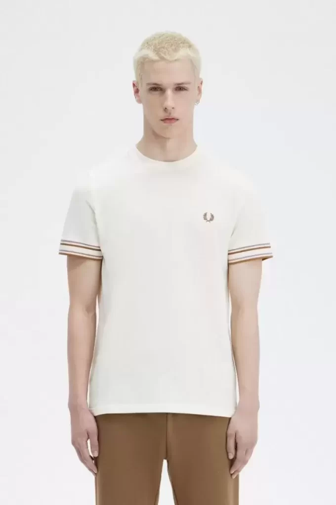 Bold Tipped Piqué Men’s T-Shirt Bold Tipped Piqué Men’s T-Shirt