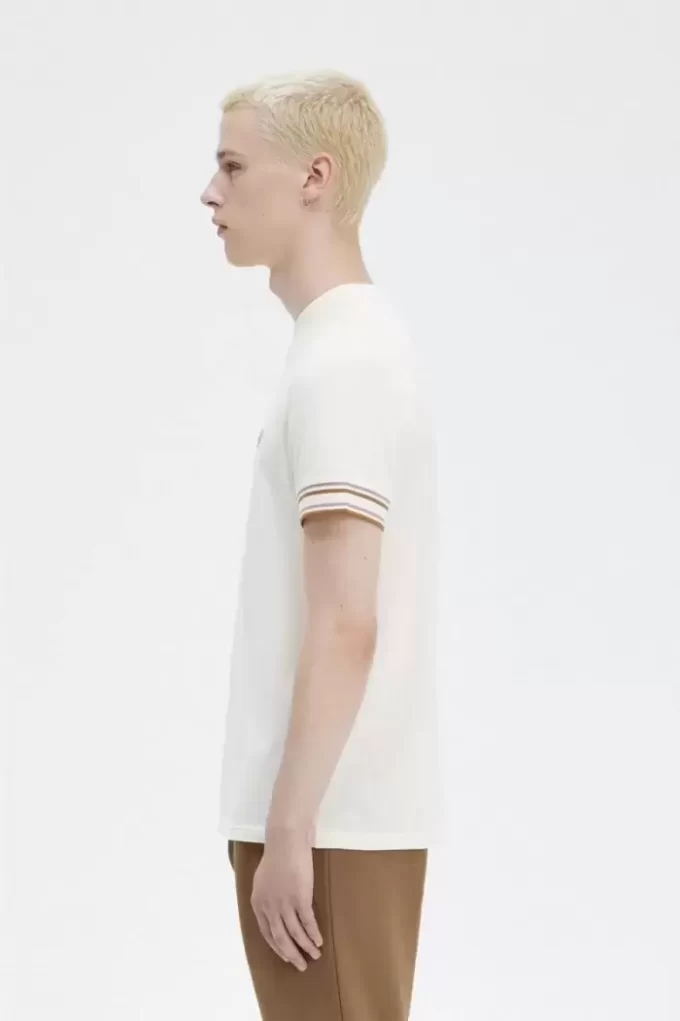 Bold Tipped Piqué Men’s T-Shirt Bold Tipped Piqué Men’s T-Shirt