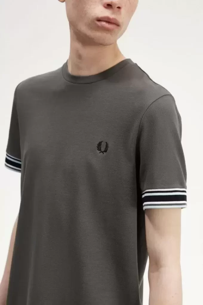 Bold Tipped Piqué Men’s T-Shirt