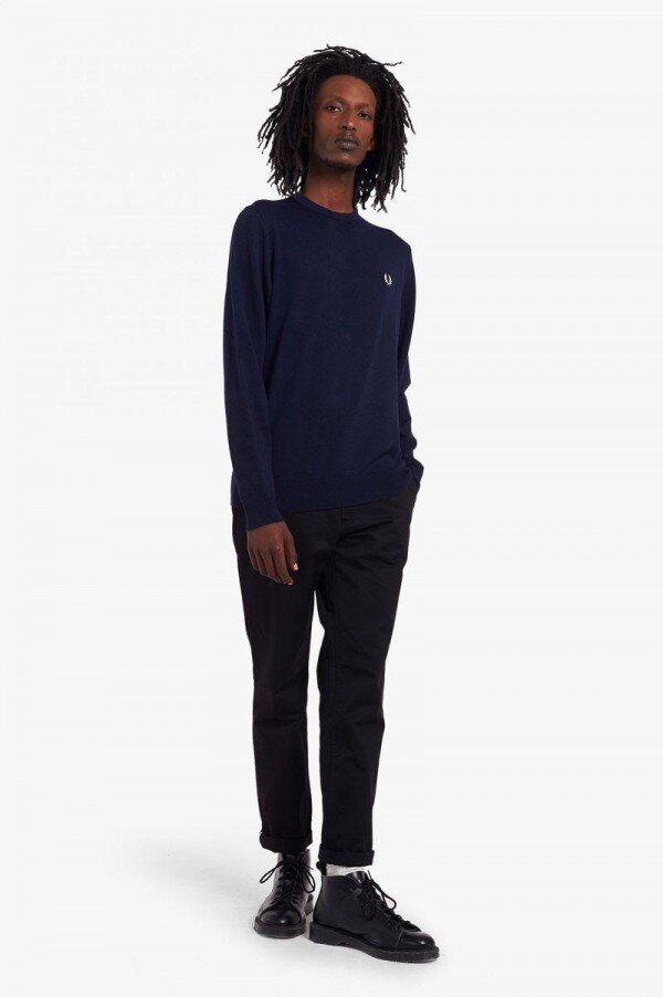 Classic Crew Neck Jumper Knitwear Classic Crew Neck Jumper Knitwear