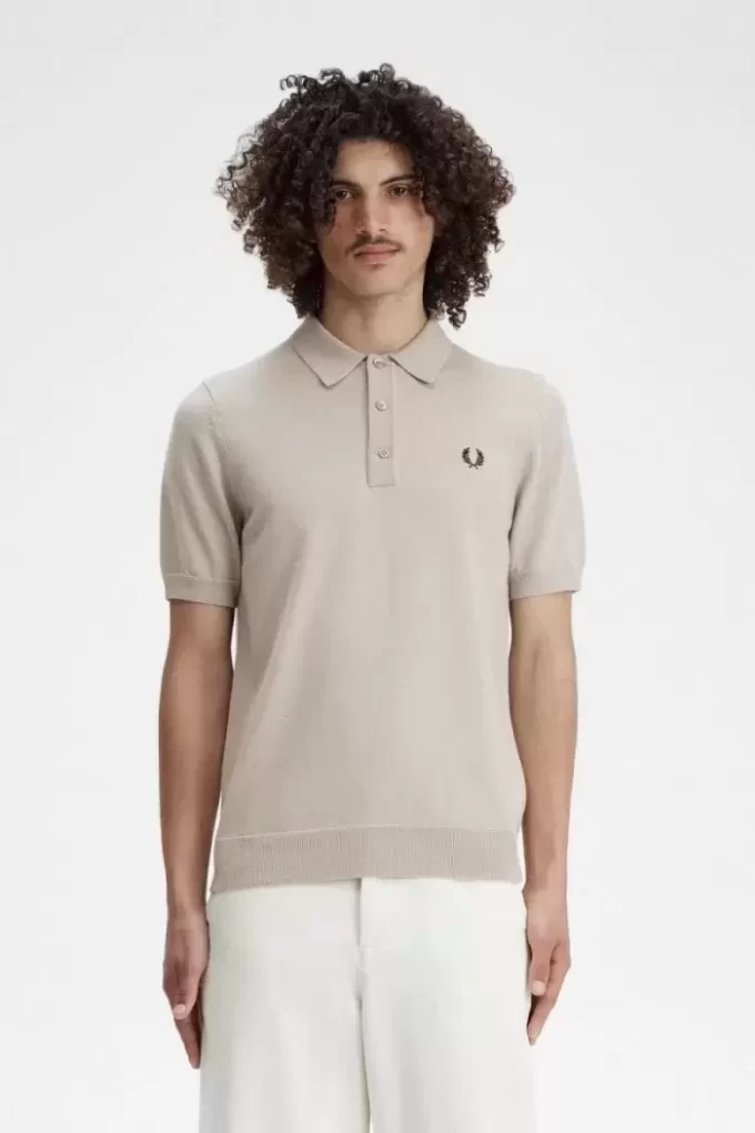 Classic Knitted Men’s Shirt Classic Knitted Men’s Shirt
