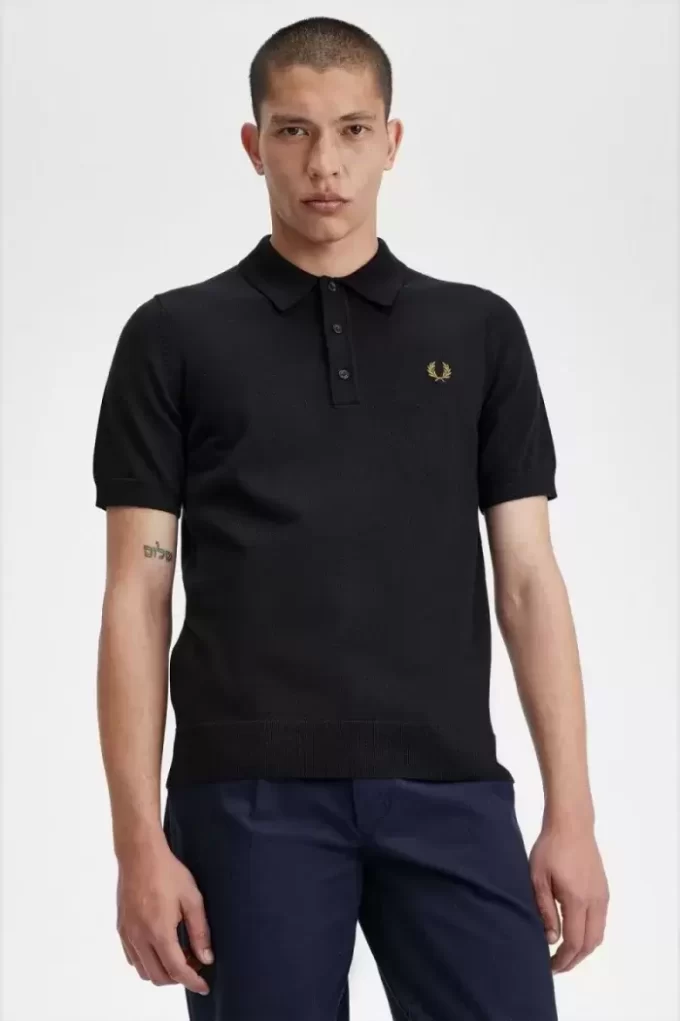 Classic Knitted Men’s Shirt Classic Knitted Men’s Shirt
