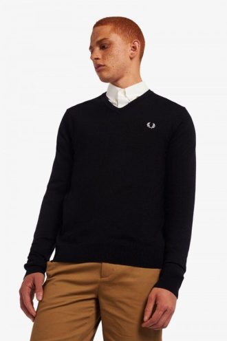 Classic V Neck Jumper Knitwear