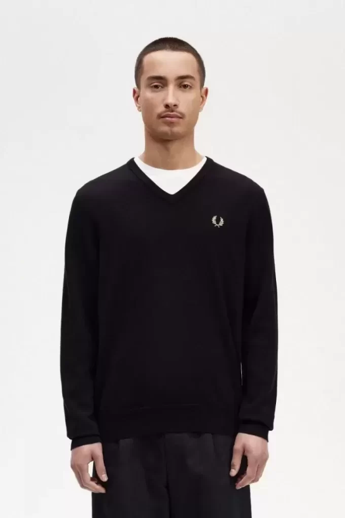Classic V-Neck Men’s Jumper Classic V-Neck Men’s Jumper