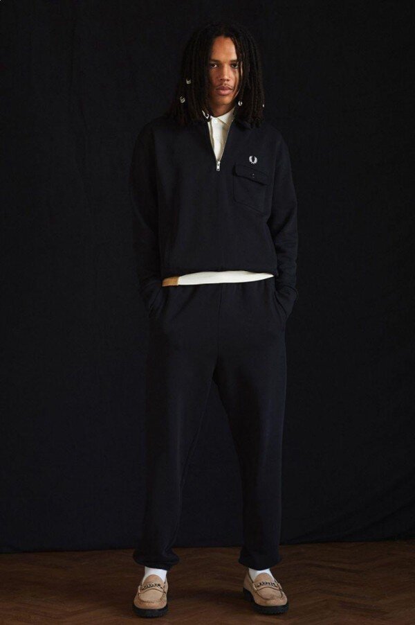 Fred Perry M3835 Sweatshirts Fred Perry M3835 Sweatshirts