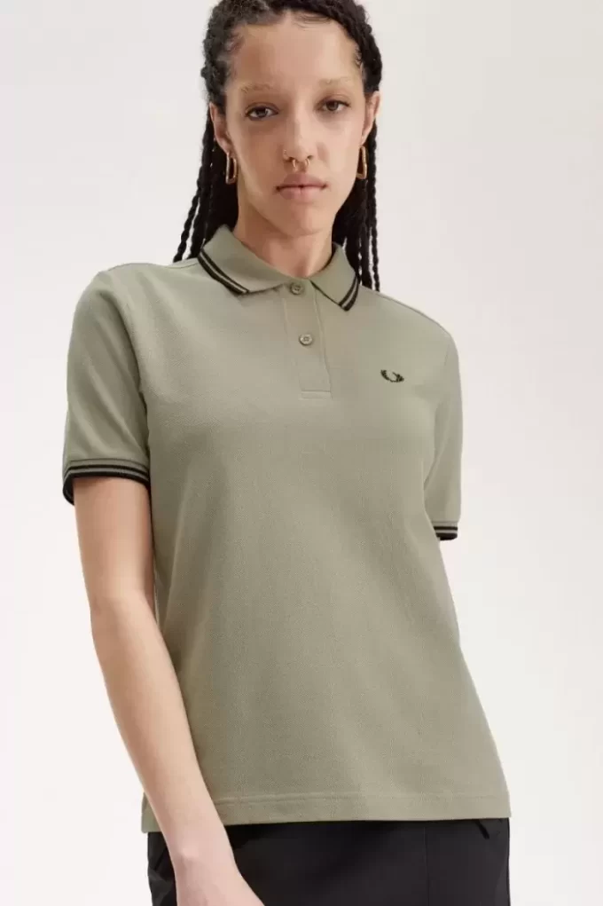 G3600 Women’s Shirt G3600 Women’s Shirt