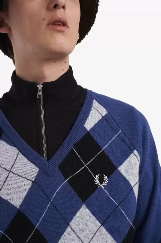 Lambswool Argyle V-Neck Men’s Jumper Lambswool Argyle V-Neck Men’s Jumper