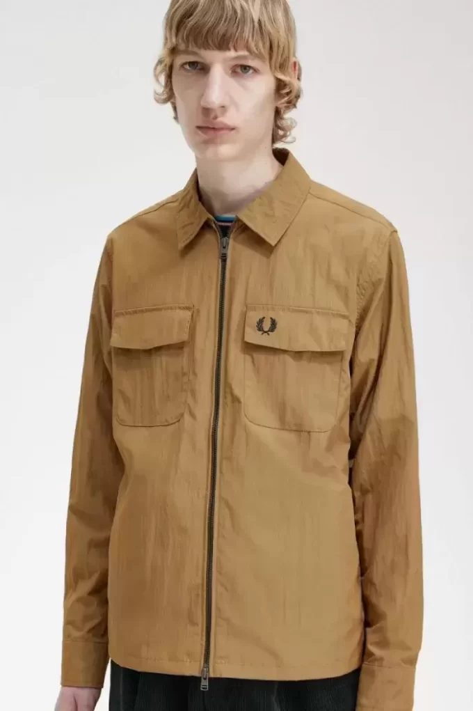 Lightweight Zip-Through Men’s Shirt Lightweight Zip-Through Men’s Shirt