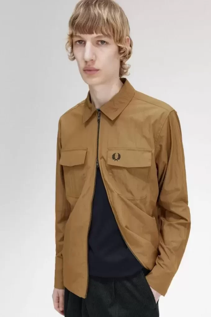 Lightweight Zip-Through Men’s Shirt Lightweight Zip-Through Men’s Shirt