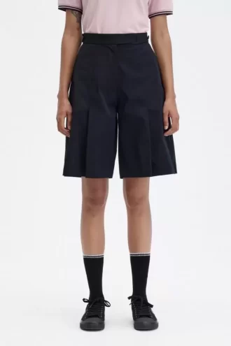 Pleated Women’s Shorts Pleated Women’s Shorts