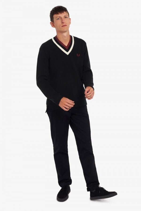 Striped V-Neck Jumper Knitwear Striped V-Neck Jumper Knitwear