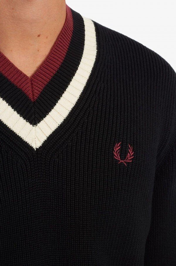 Striped V-Neck Jumper Knitwear Striped V-Neck Jumper Knitwear