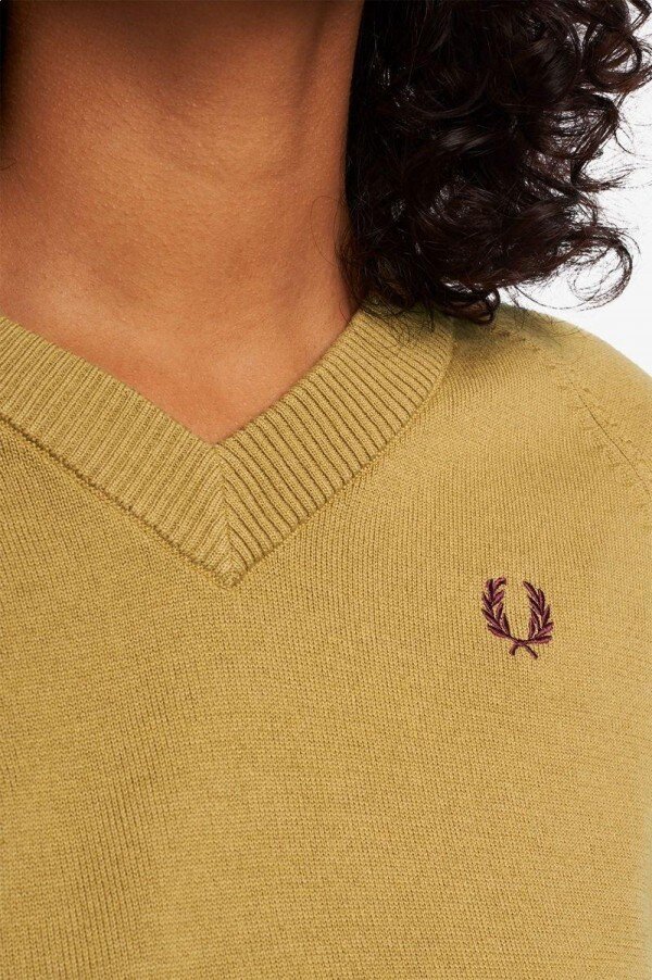V-Neck Jumper Knitwear V-Neck Jumper Knitwear